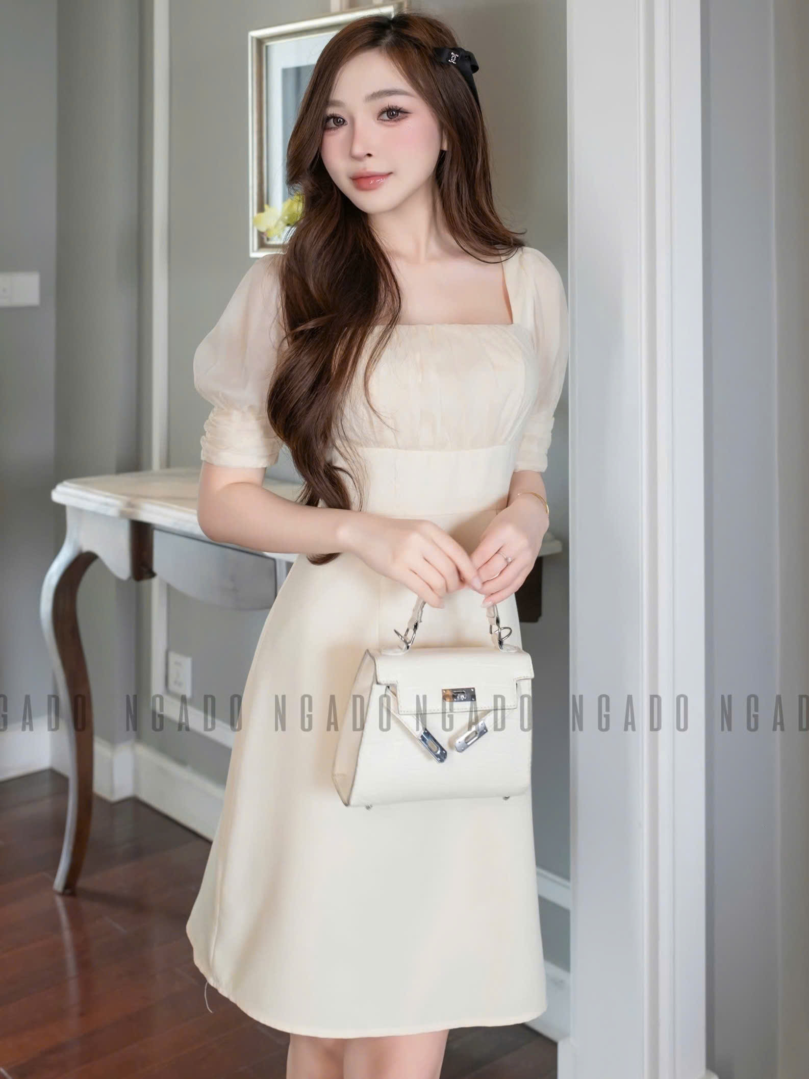 Đầm kem cổ vuông phối voan NGADO , đầm kiểu Nữ , đầm voan