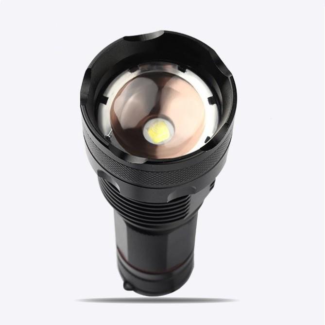 Đèn Pin Cầm Tay Siêu Sáng XH-P50 Sử Dụng Pin Sạc Và Dây Sạc Tiện Lợi Nhỏ Gọn