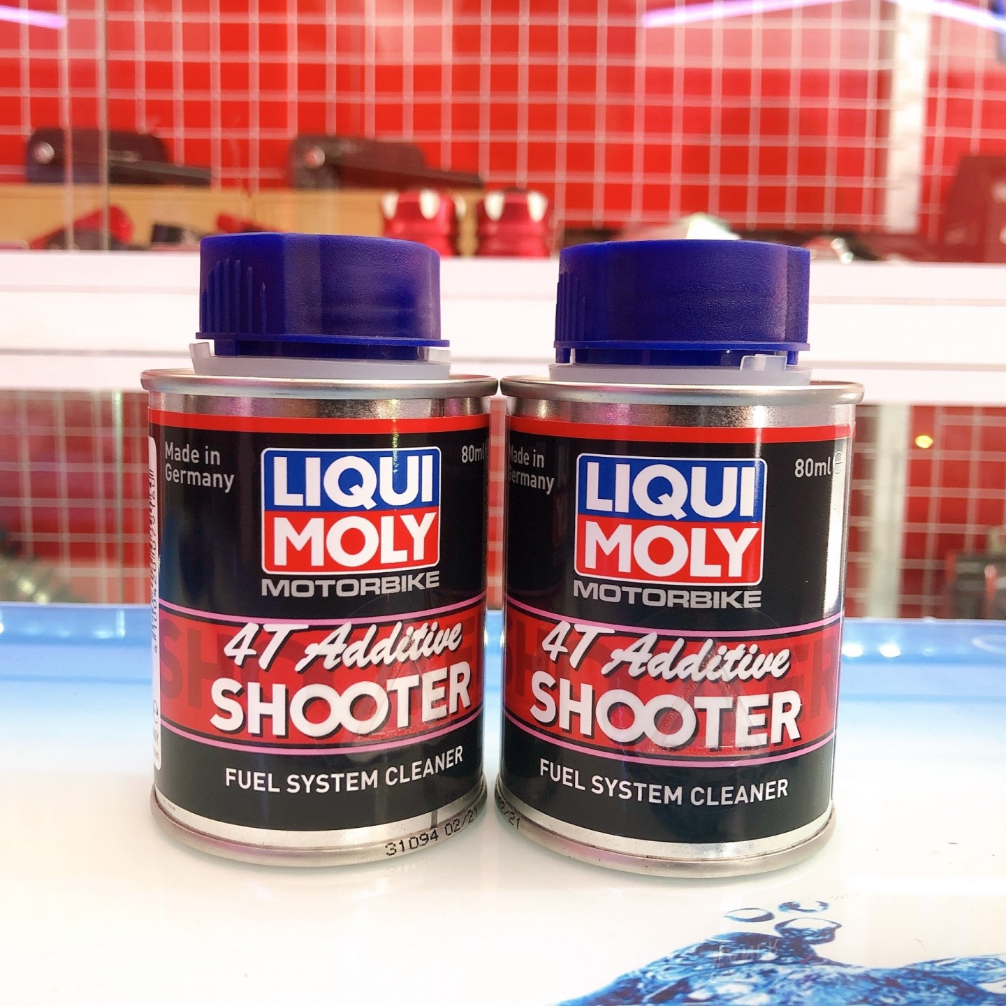 Dung dịch vệ sinh buồng đốt Liqui Moly 4T Additive Shooter, Carbon Cleaner (950011)