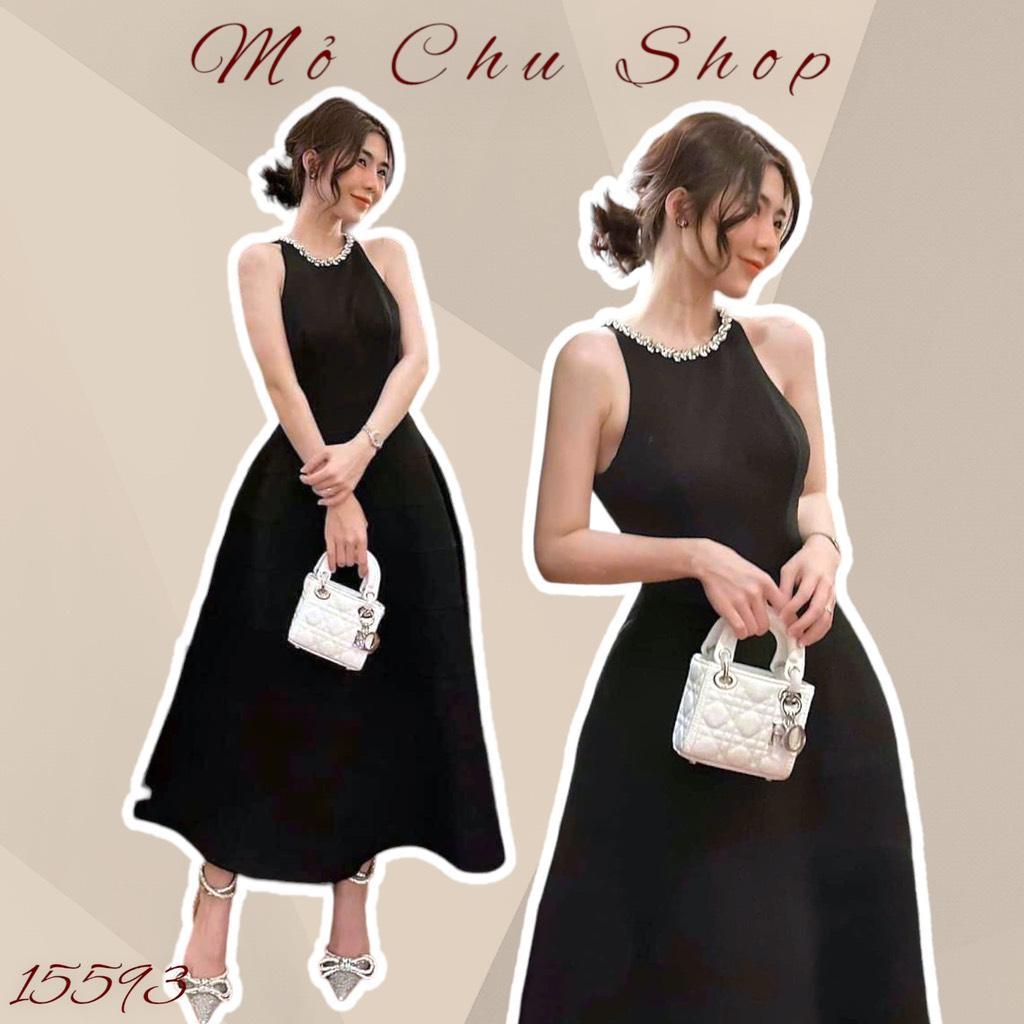 Đầm xoè cổ yếm đính đá