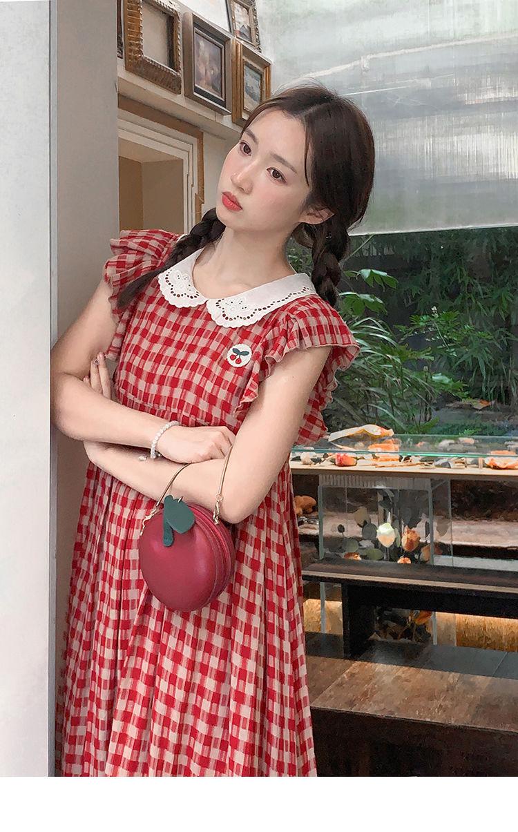 CHENGRUI Vintage búp bê cổ cherry thêu đầm mùa hè 2023 lỏng lẻo ngọt ngào thiết kế cảm giác váy sọc đỏ