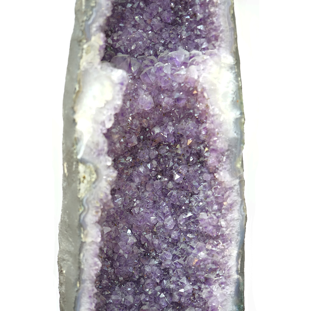 Hang Đá Thạch Anh Tím Amethyst Phong Thủy Đế Gỗ Tự Nhiên 74x18x20cm