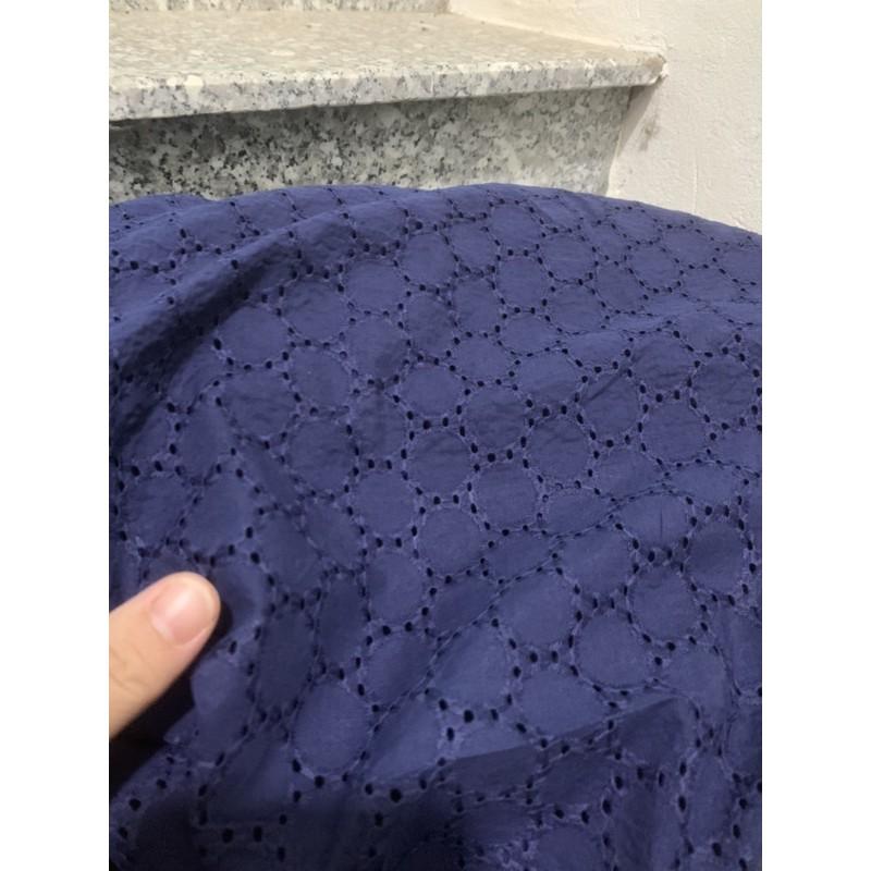 vải thô boi thêu tím than (het)+ lót