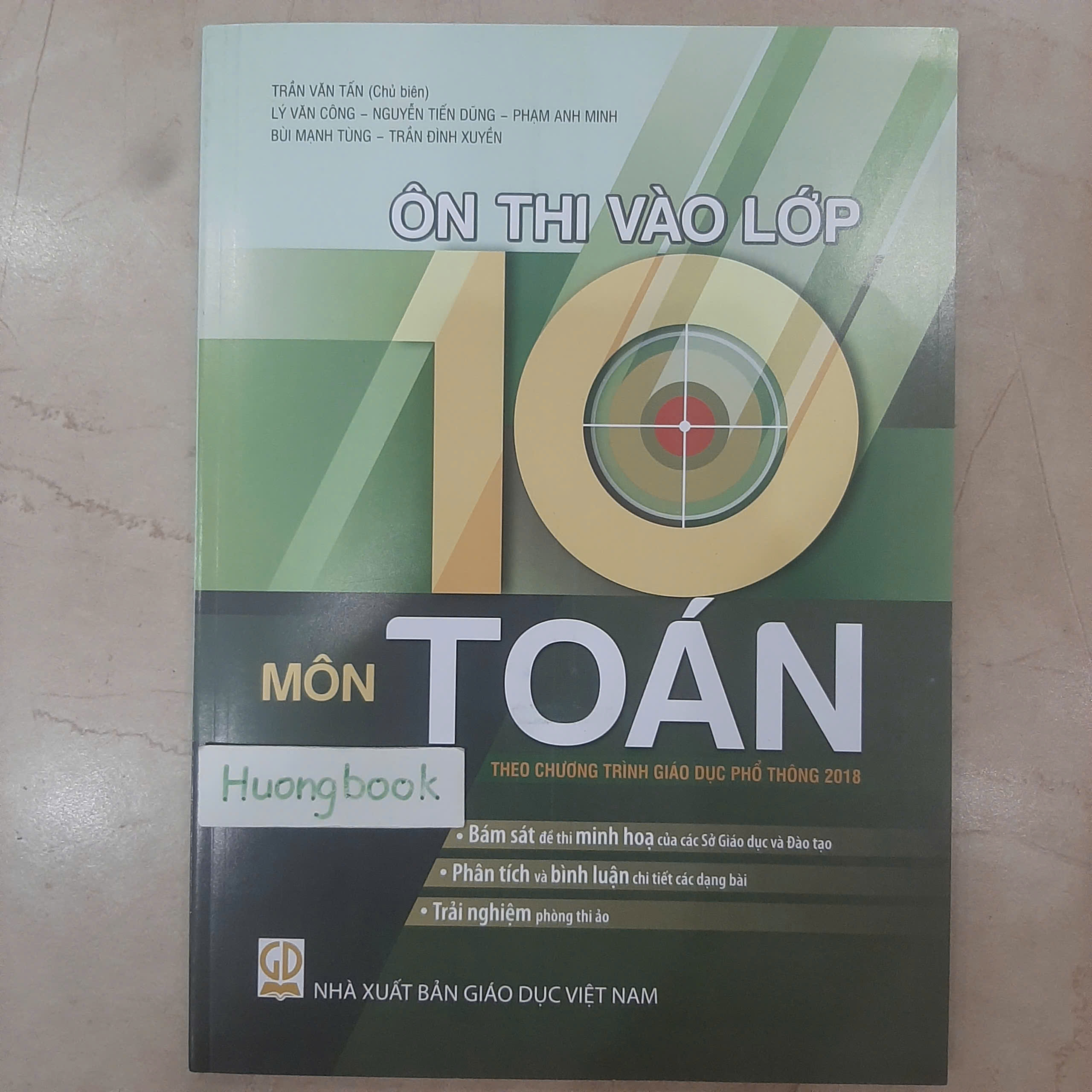 Sách - Ôn thi vào lớp 10 môn Toán #huongbook