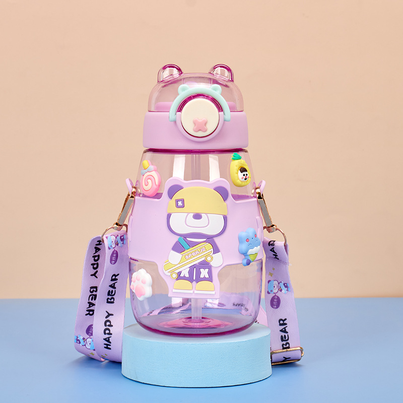 Bình nước kèm ống hút gấu Bear trong xịn xò kèm dây đeo kèm sticker 600ml