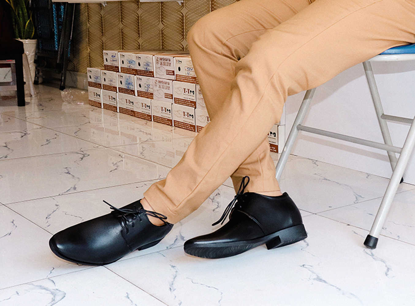 GIÀY TĂNG CHIỀU CAO GIÀY CAO DÀNH CHO NAM GIỚI T&TRA T07 ĐEN TRƠN - CAO 6CM GIÀY ĐỘN NAM CAO VƯỢT TRỘI