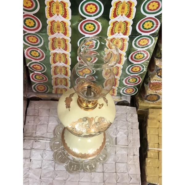 Đèn Thờ Dầu Men Vàng