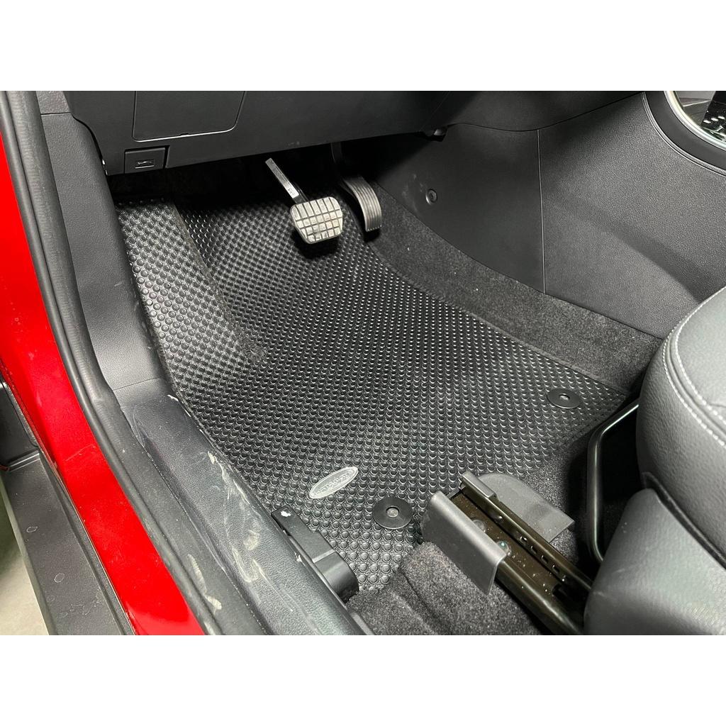 Thảm lót sàn ô tô KATA cho xe điện Vinfast VF e34  - Khít với sàn xe, Chống trơn, Không mùi, Không ẩm mốc