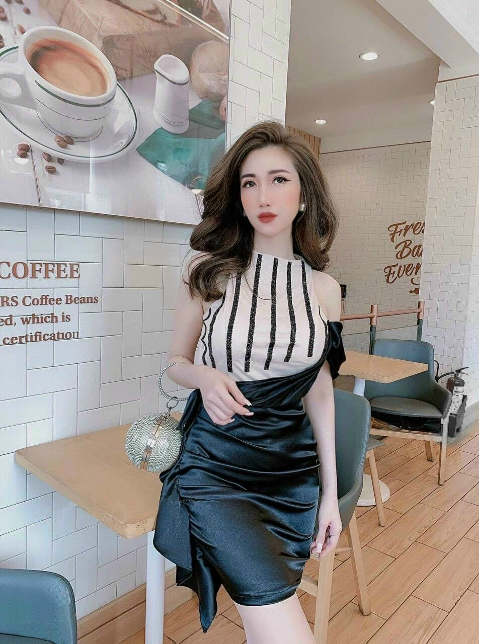 Đầm Ôm Nhúng Eo Khoét Vai Y Hình