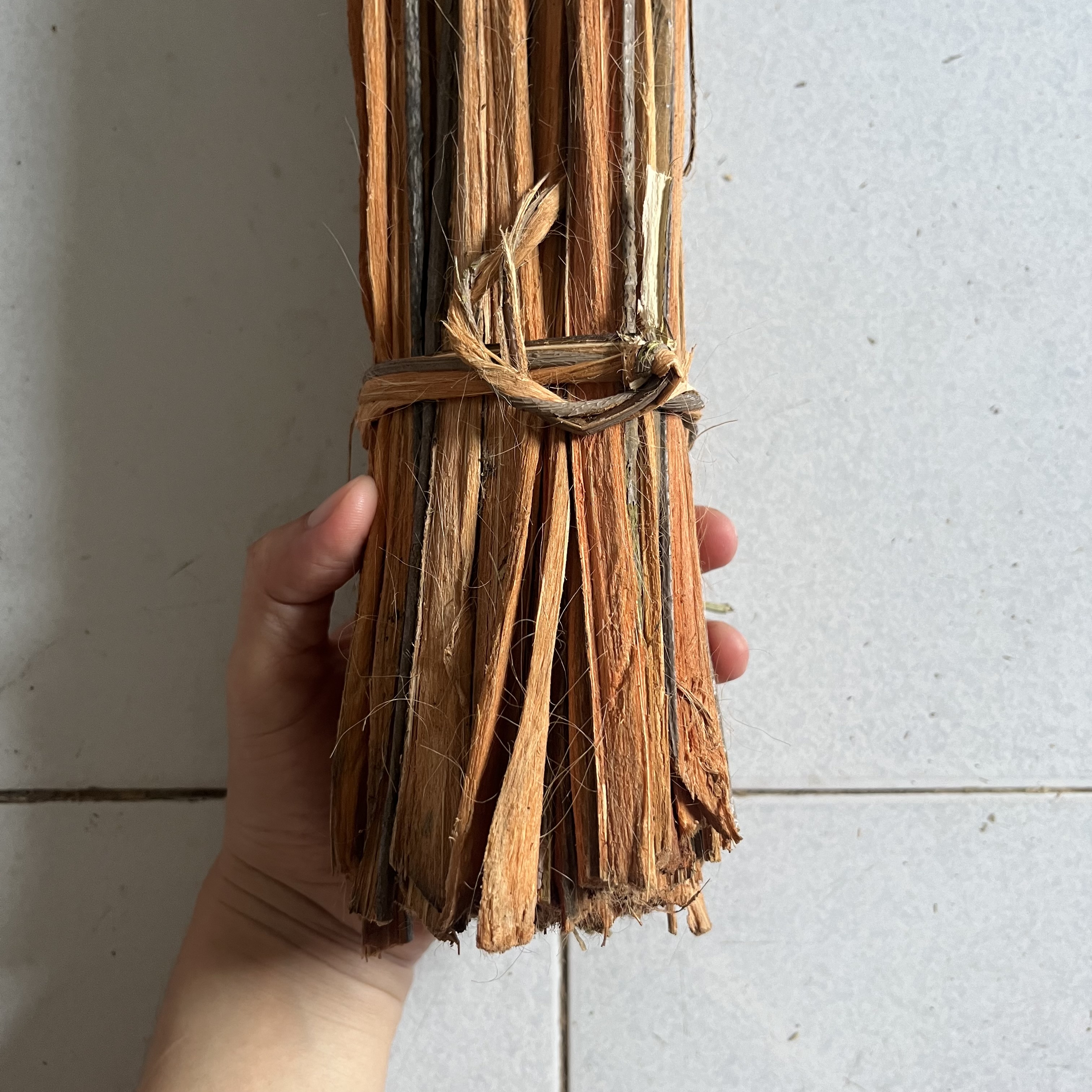 Dây Lạt Dừa 500g dẻo dai để buộc mái nhà lá
