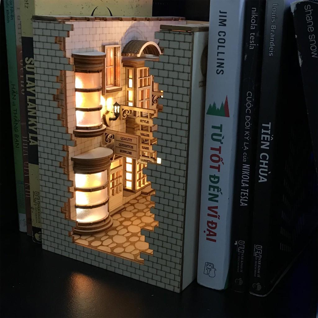 Harry Potter Mô hình Lắp ráp Hẻm Xéo Size bé - Hộp chặn sách gỗ thơm có đèn trang trí tủ sách/bàn làm việc