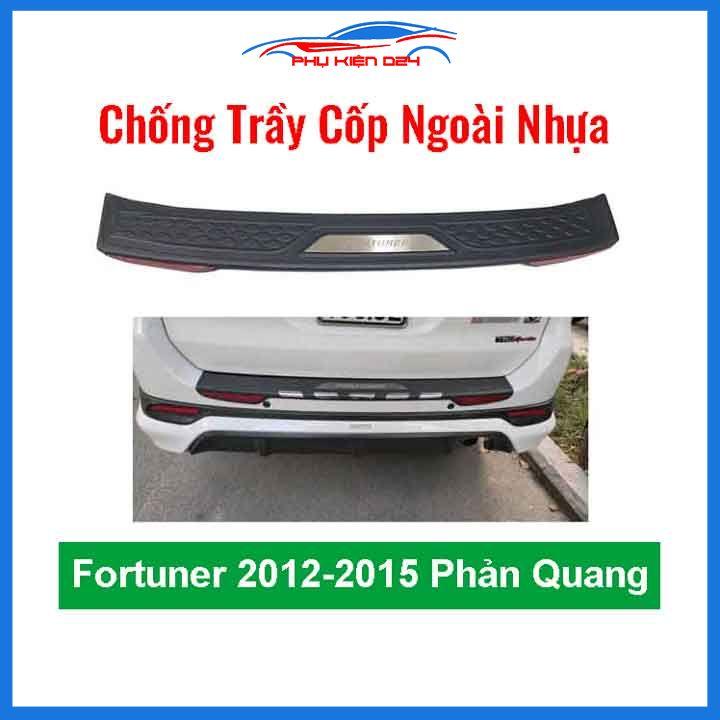 Ốp chống trầy cốp ngoài nhựa đen cho Fortuner 2009-2010-2011-2012-2013-2014-2015 phản quang trang trí bảo vệ xe