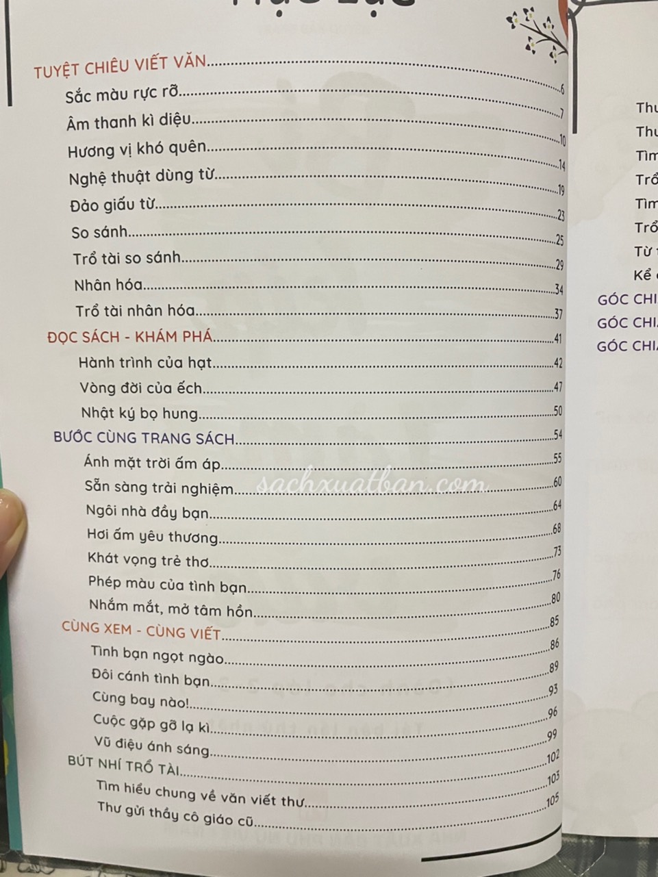 Sách Bí kíp làm văn (Dành cho học sinh 2-3-4) + Kỹ năng viết văn miêu tả và Tuyệt chiêu viết văn (Dành cho học sinh 4-5-6)