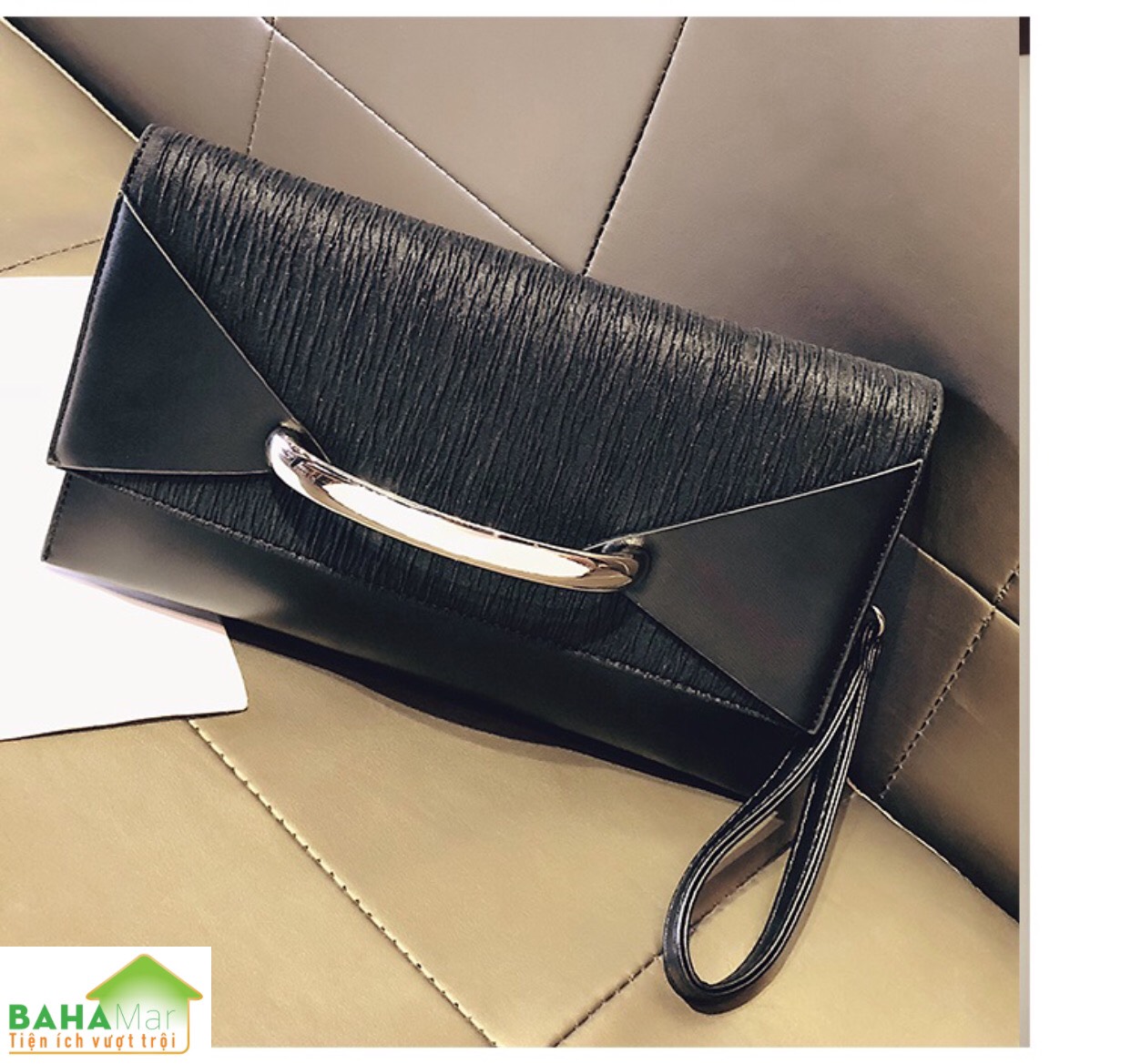 TÚI THỜI TRANG DỰ TIỆC SANG TRỌNG CAO CẤP "BAHAMAR" Với dây đeo vai có thể điều chỉnh. Dây kéo đóng cửa và khóa từ đóng cửa.