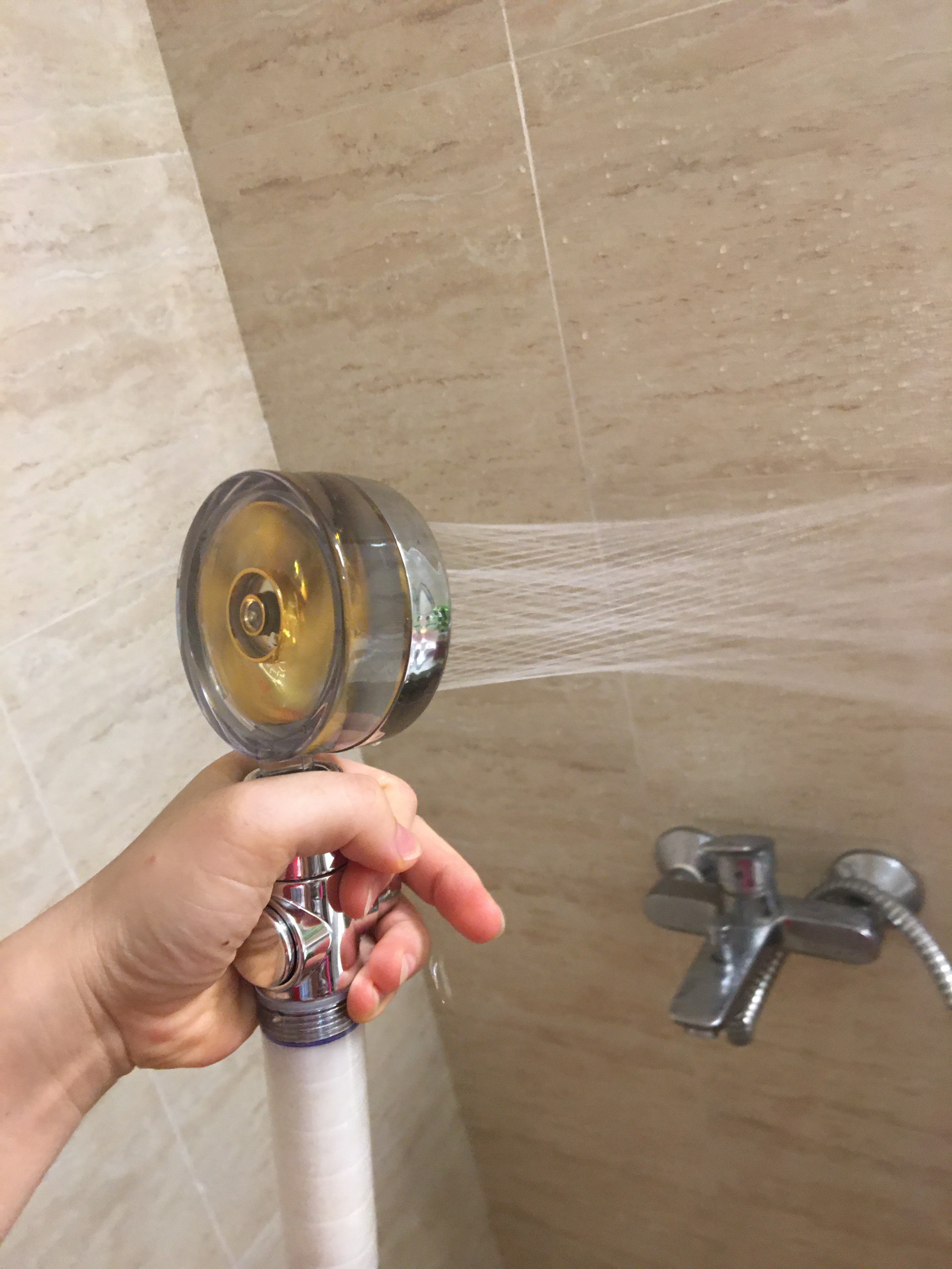 Vòi sen phun nước siêu đẹp hàng loại 1, vòi sen cánh quạt tăng áp trẻ con người lớn đều thích