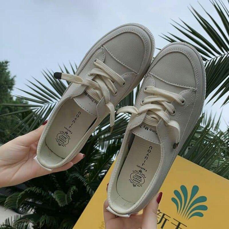 Giày slip on nữ đế cao su dày dặn, mẫu mới cá tính, năng động