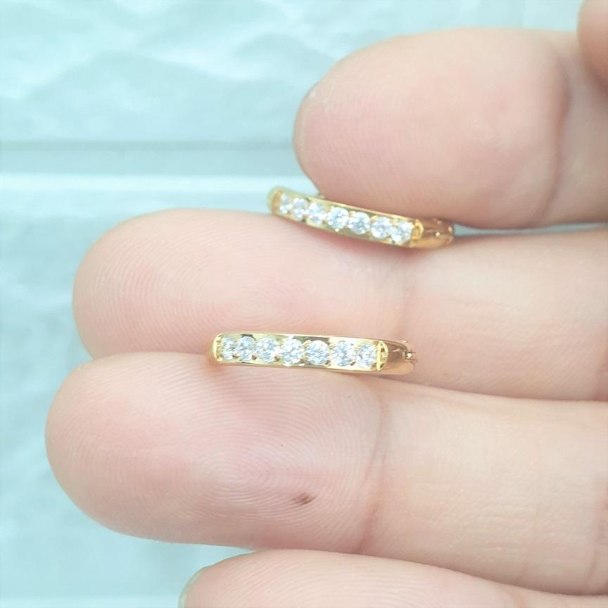 Bông Tai Khoanh Đính Xoàn 4 Chấu Titanium Cao Cấp-Không rơi đá-Dùng lâu dài tắm rửa thoải mái