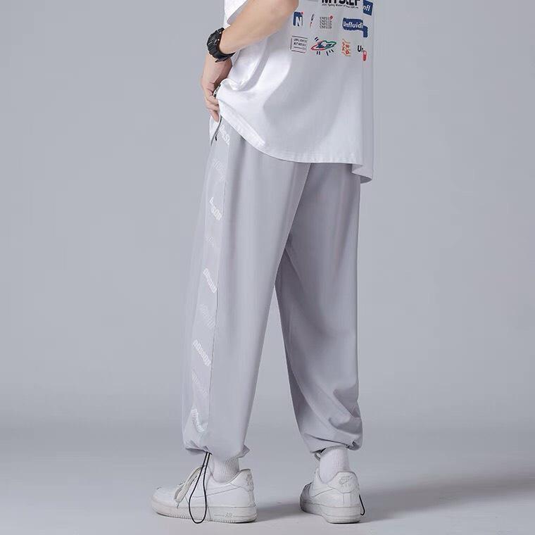 Quần jogger unisex ́ ̉ ̣̂ Quần ống rộng có dây rút ở gấu chất Umi thể thao, chất lì không xù