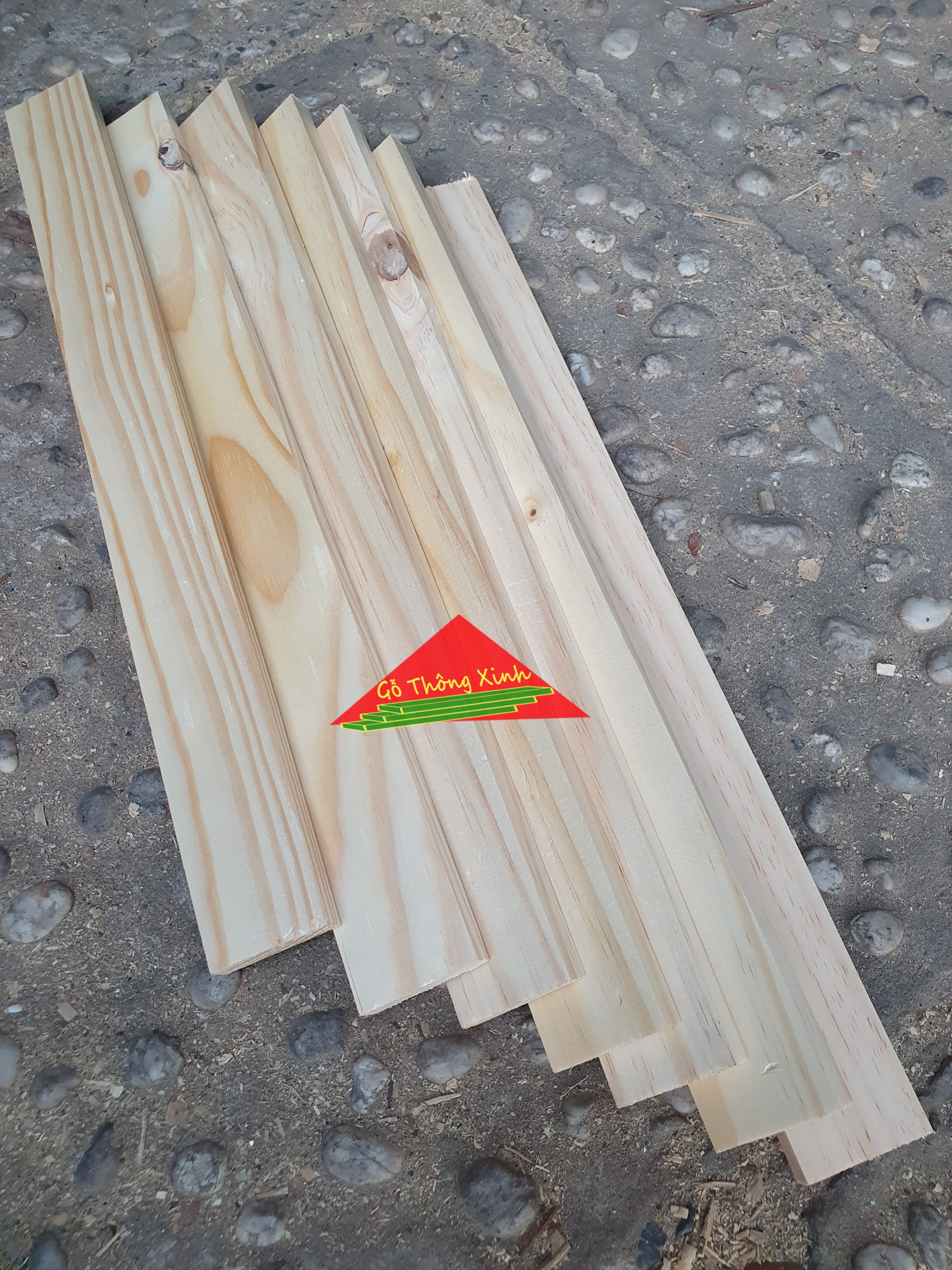 Thanh gỗ thông dày 1cm,rộng 4cm,dài 40cm dùng làm nẹp chỉ, làm thùng gỗ decord, đóng chuồng thú cưng, trang trí,DIY