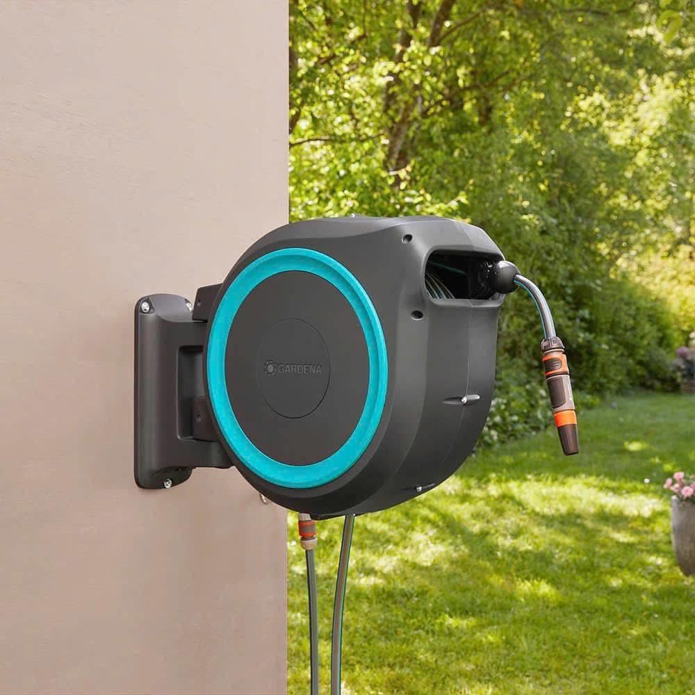 Bộ vòi tưới treo tường dây cuốn tự động 30m Gardena 18625-20 hàng chính hãng