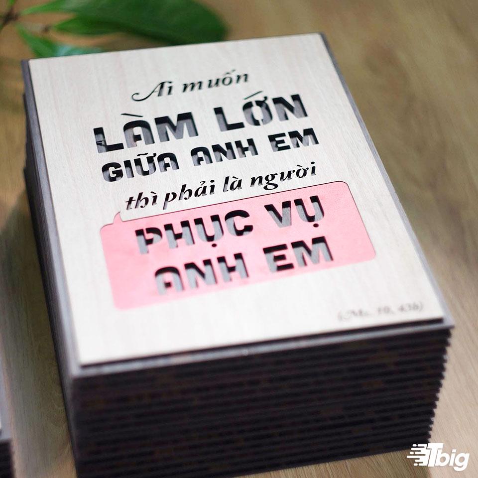 Tranh công giáo TBIG-CG001: Ai muốn làm lớn giữa anh em thì phải là người phục vụ anh em 30x40cm