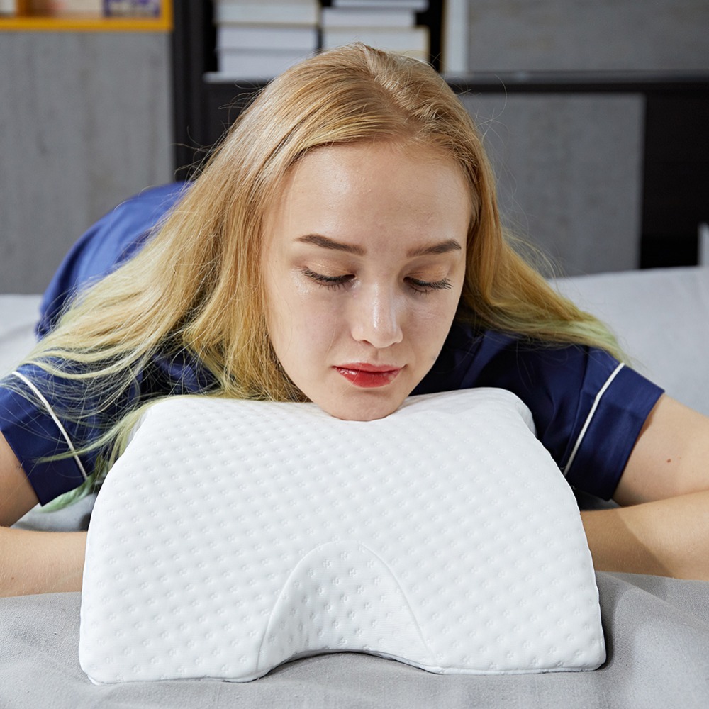 Gối ngủ luồn tay tình yêu Memory Foam