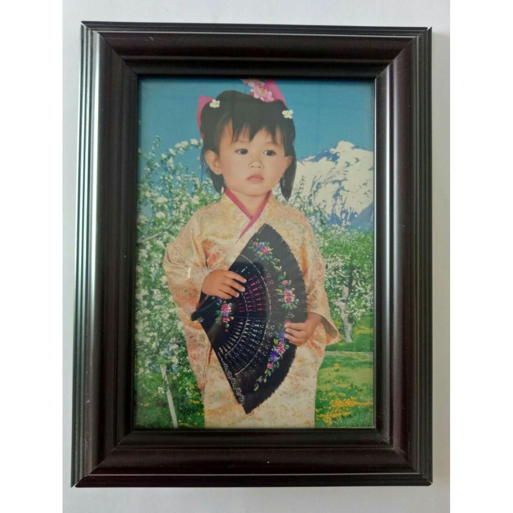 khung hình để bàn cao cấp, kích thước 13 x 18, đế chân 2 chiều ngang và đứng