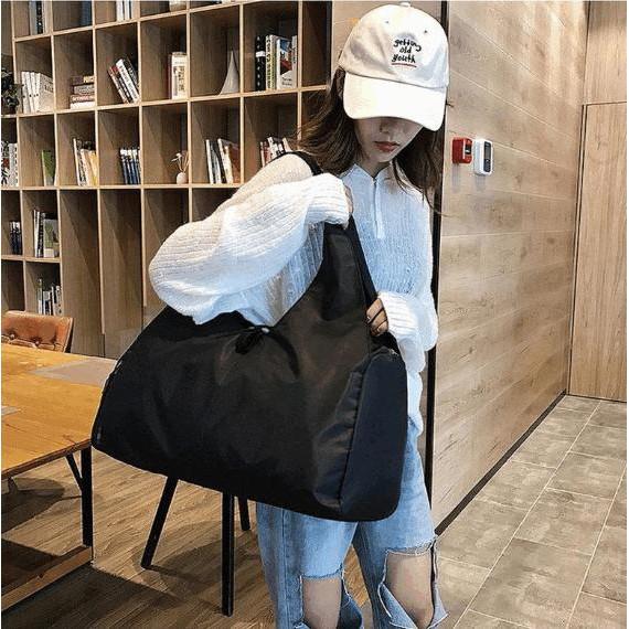 Túi xách đeo vai sức chứa lớn vải Oxford chống nước - Đen - ShopToro - AsiaMart