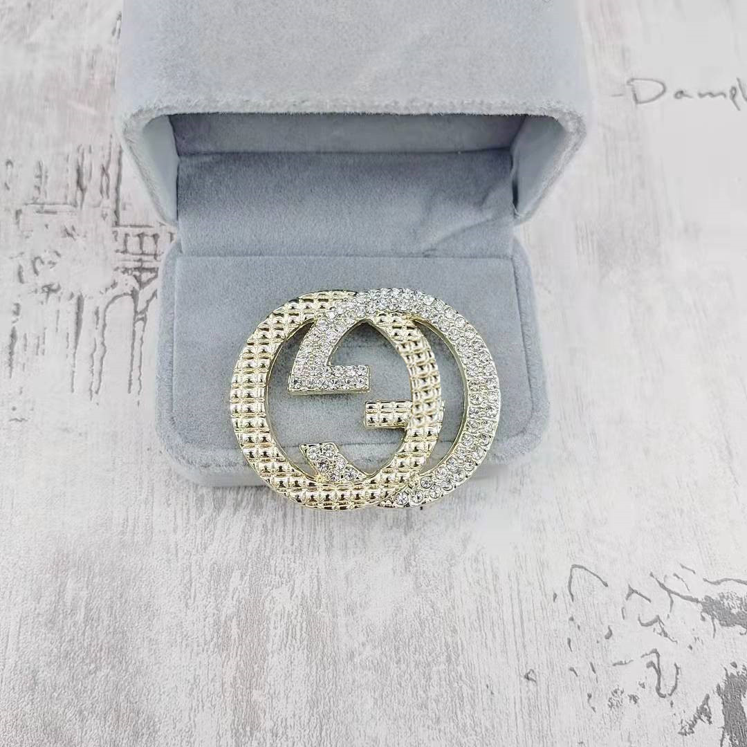 Ghim cài áo G12V đính đá sang chảnh