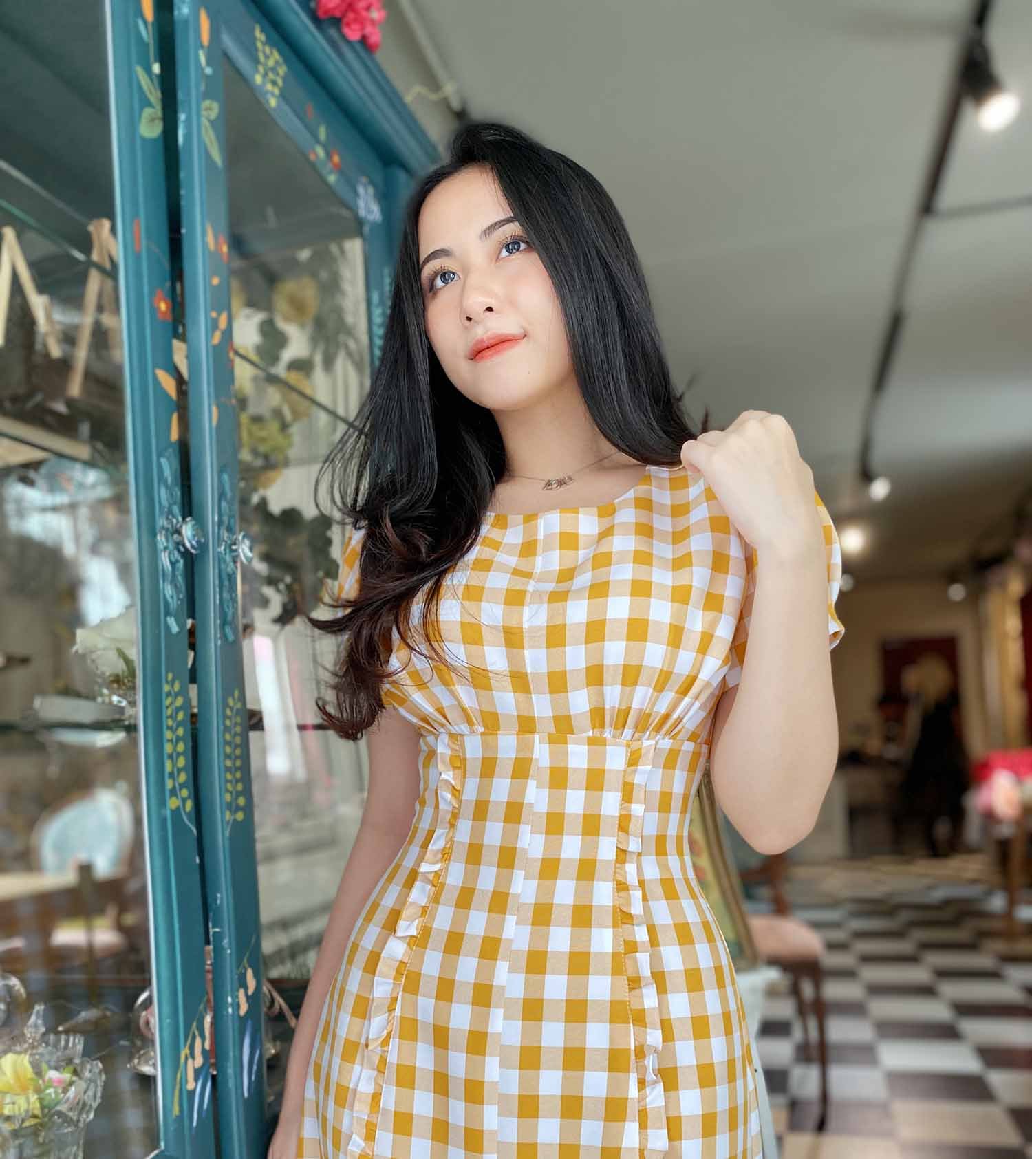 Đầm công sở caro vàng thiết kế bánh bèo dáng chữ a trẻ trung hợp đi làm đi  eo tôn dáng
