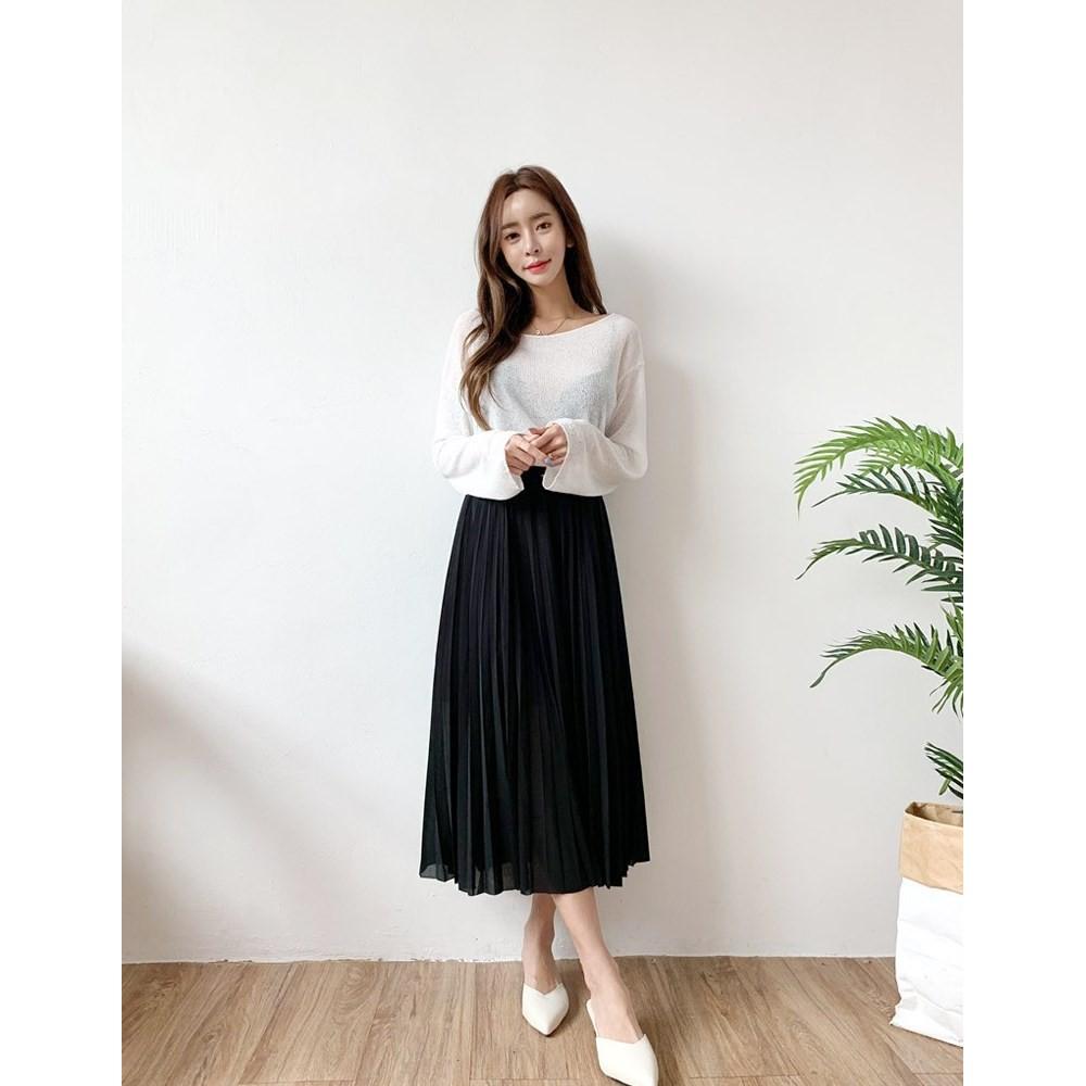 Chân váy xếp ly đen dài midi