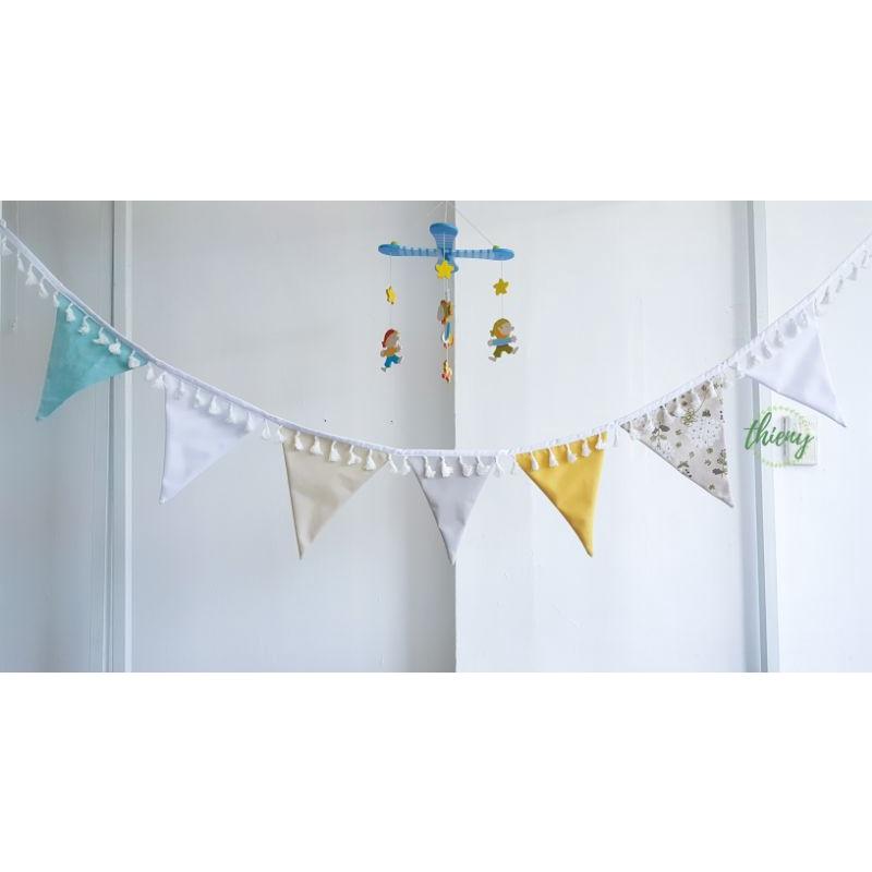 Dây cờ tam giác vải màu xanh ngọc vàng hoa viền tua rua, phong cách Scandinavi, trang trí Decor Sinh nhật