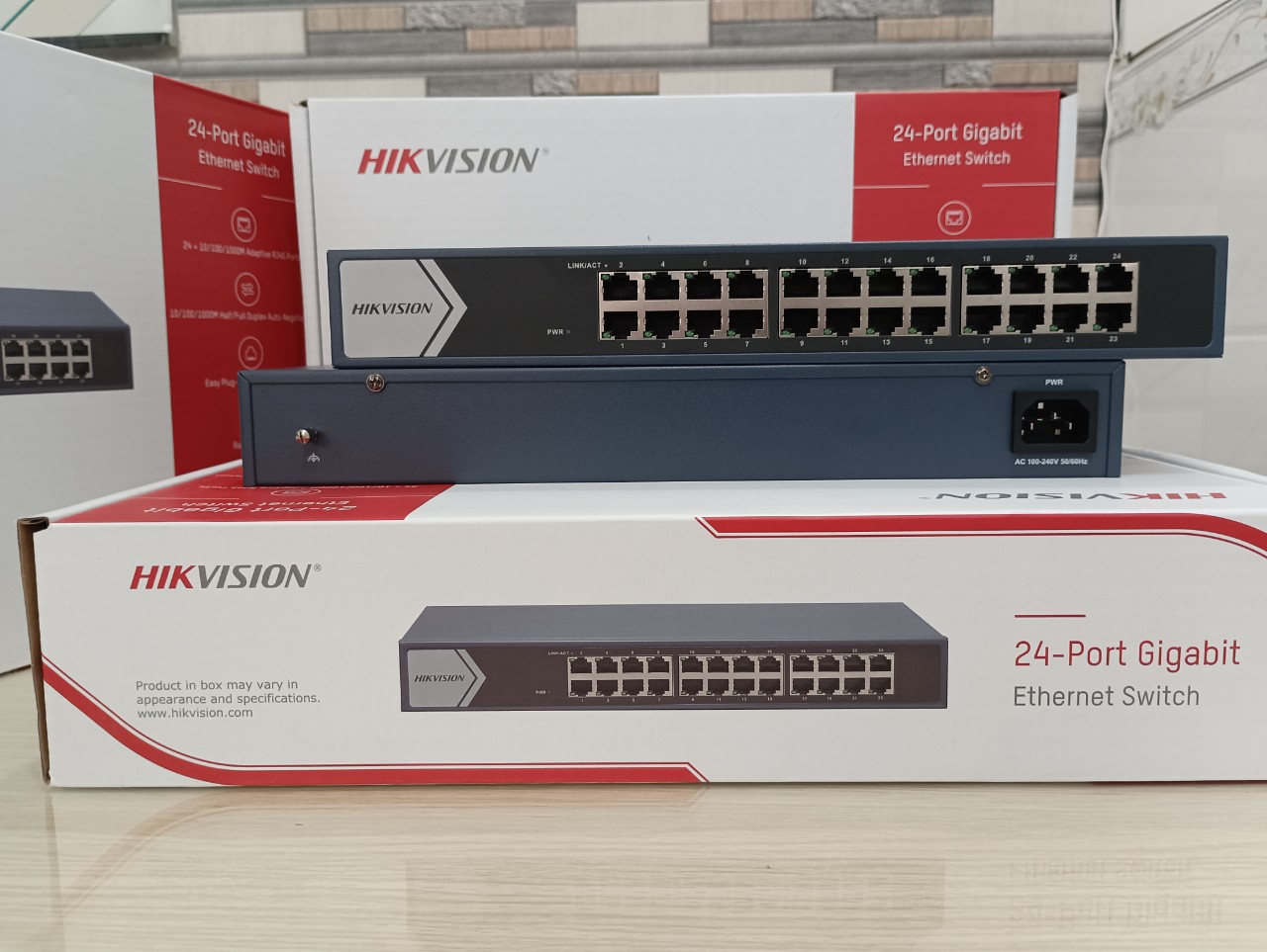 SWITCH HIKVISION DS-3E0524-E(B) - HÀNG CHÍNH HÃNG