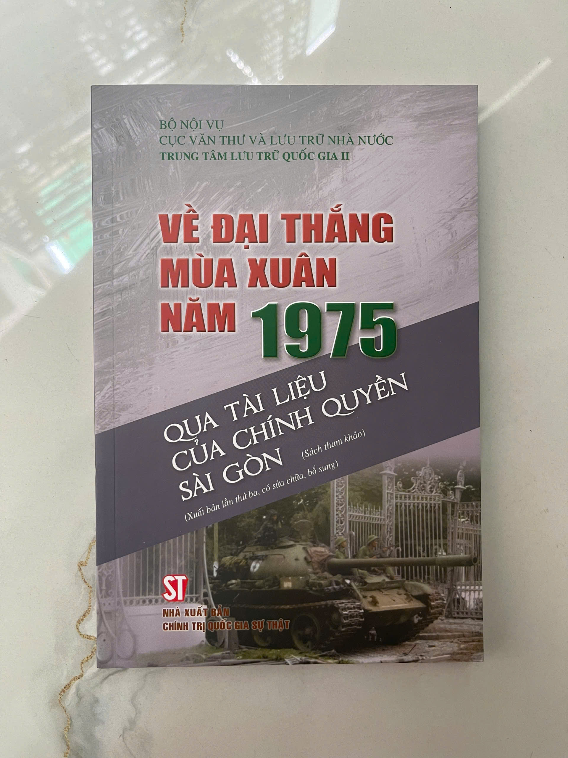 Về đại thắng mùa Xuân năm 1975 qua tài liệu của chính quyển Sài Gòn