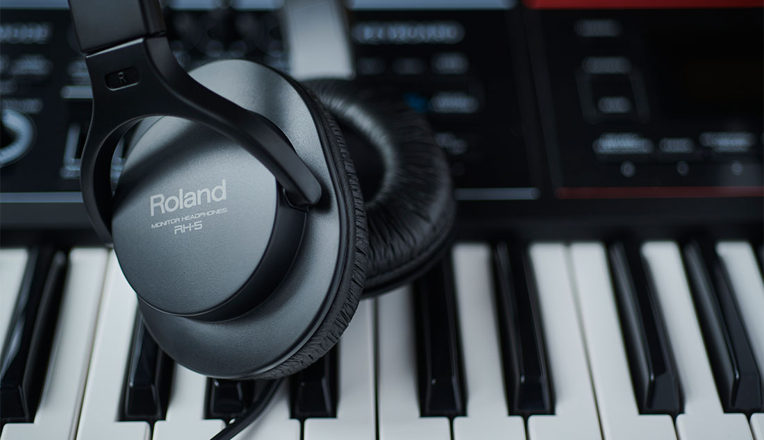 Tai nghe/ Monitor Headphones - Roland RH-5 (RH5) - Màu đen - Hàng chính hãng
