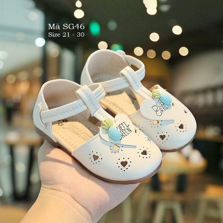 Dép sandal bé gái cà rốt cực xinh da mềm quai dán cho bé 1 - 5 tuổi SG46