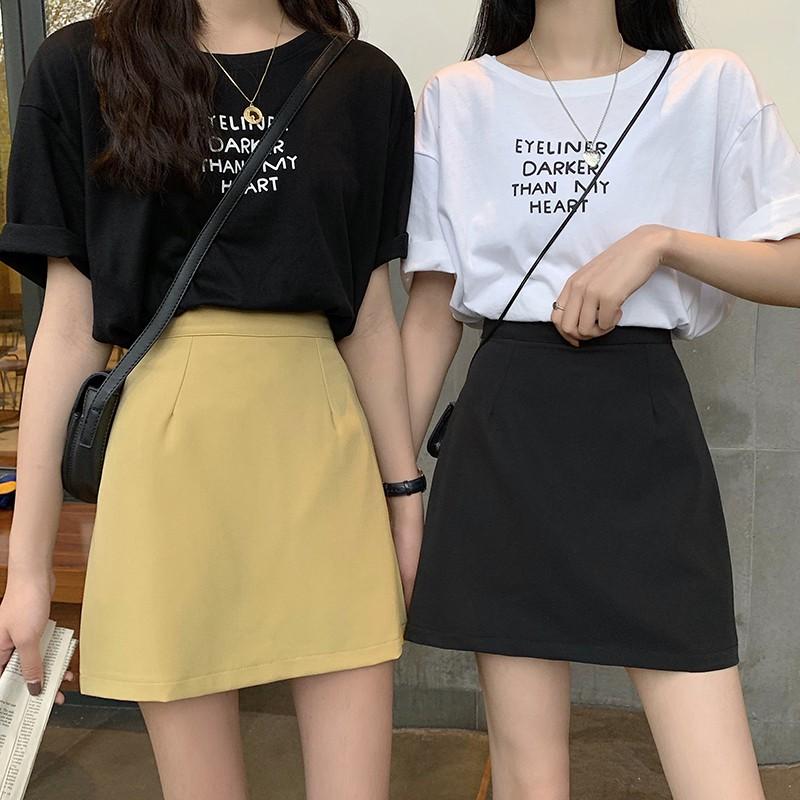 Quần giả váy chữ A có 2 túi chéo - mặt trước váy mặt sau quần màu Đen / Vàng