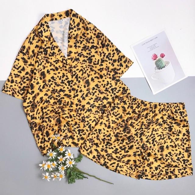 BỘ LỤA PIJAMA ĐÙI BEO VÀNG XINH