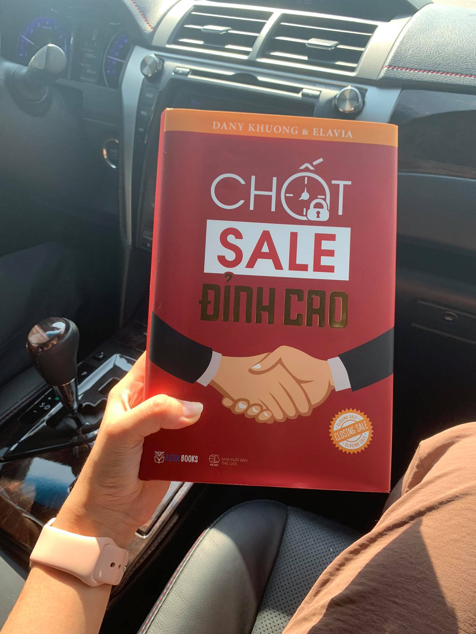 Chốt Sale Đỉnh Cao - Combo sách bán hàng thực chiến, đi kèm Kế Hoạch Hành Động 30 ngày, Bộ Công cụ quy trình hỗ trợ và khoá học bán hàng 1 năm