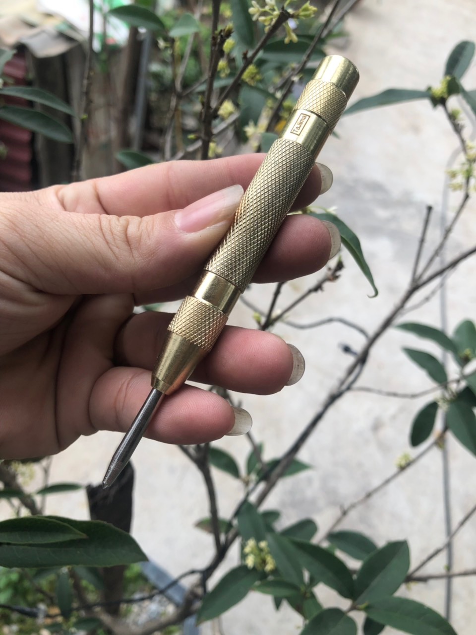 Dụng cụ đánh dấu mũi khoan tự động Tajima - Nhật, bấm nhanh, nhạy, tiện lợi, dễ dụng