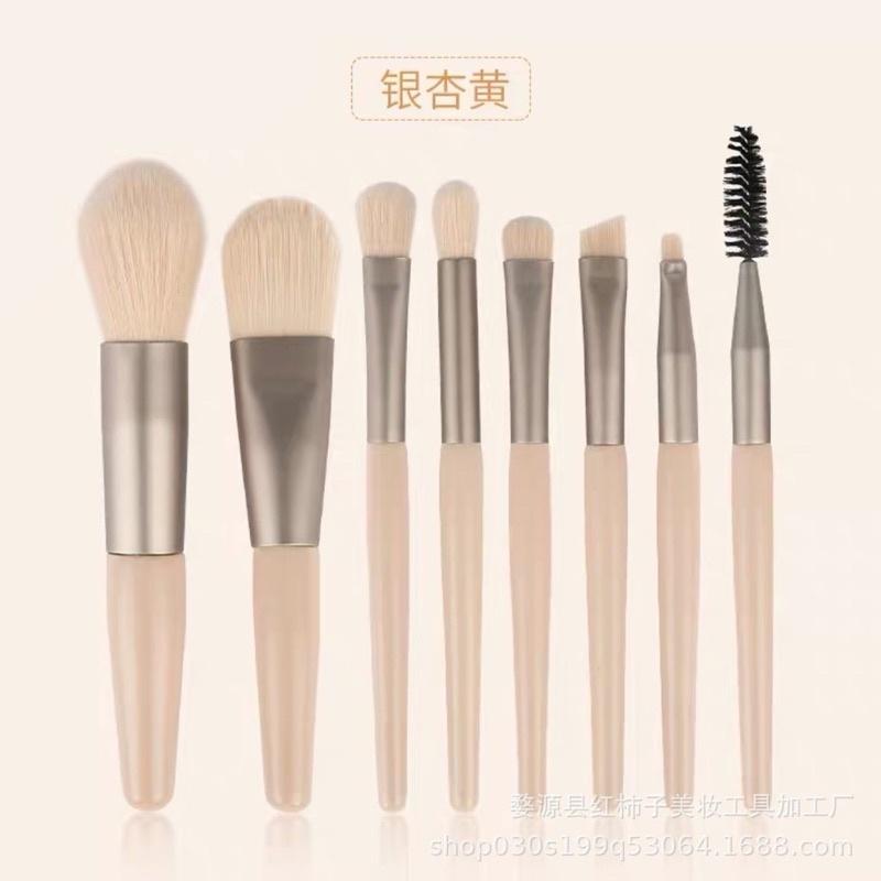 Bộ cọ trang điểm 8 cây kèm túi zip