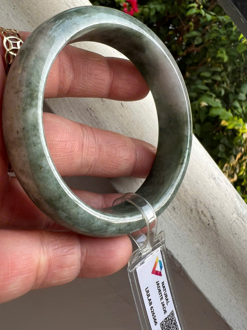 Vòng Tay Nữ Đá Cẩm Thạch Tự Nhiên Bản Hẹ Type A Ni 56mm Cao 14mm Dầy 8mm Kiểm Định Liulab 626566 Màu Xanh Đậm Bông Trắng bóng sang đẹp xinh xắn các Chị mệnh Kim mệnh Thủy 53kg - 59kg đeo tay sang sịn ạ