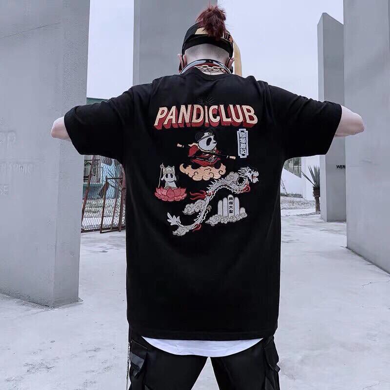Áo tay lỡ unisex nam/nữ in PANDICLUB hình Panda du ký. Áo tay lỡ form rộng. Áo thun unisex chất thun cotton 4 chiều.