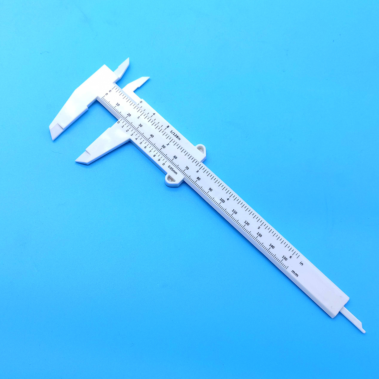 Thước kẹp 150mm nhựa trắng