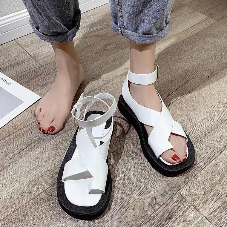 SANDAL KẸP NGÓN KHUY BẤM HOTT