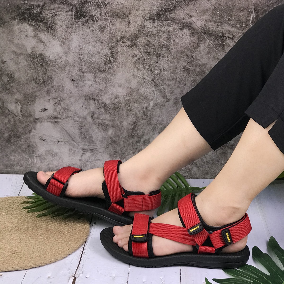 Sandal nữ học sinh quai dù hiệu Rova RV872