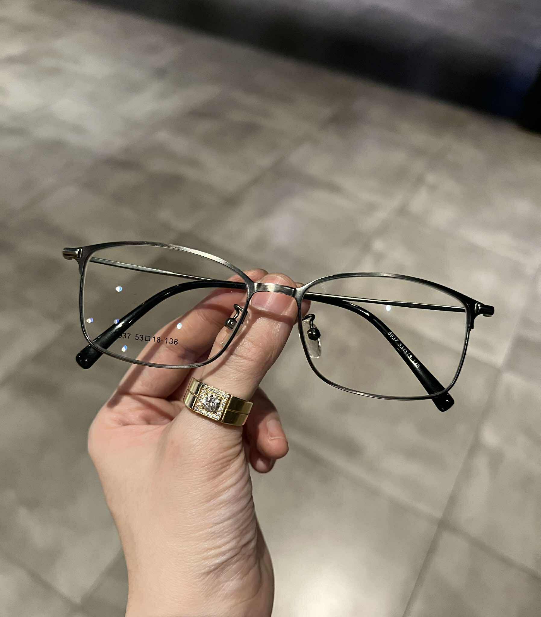 Kính mắt thời trang gọng kim loại màu xám cao cấp - Có thể thay mắt cận