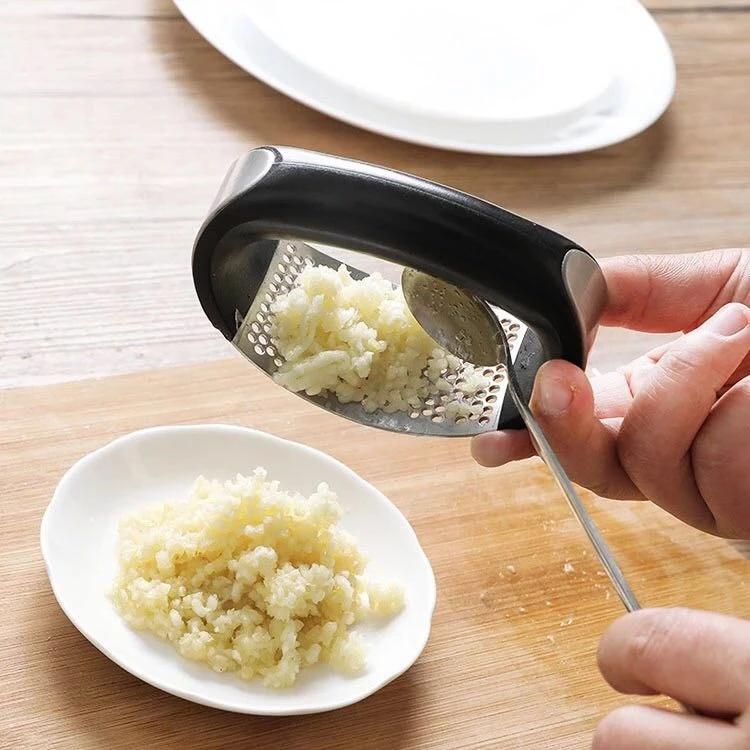Dụng cụ nghiền tỏi bằng thép không gỉ tiện dụng