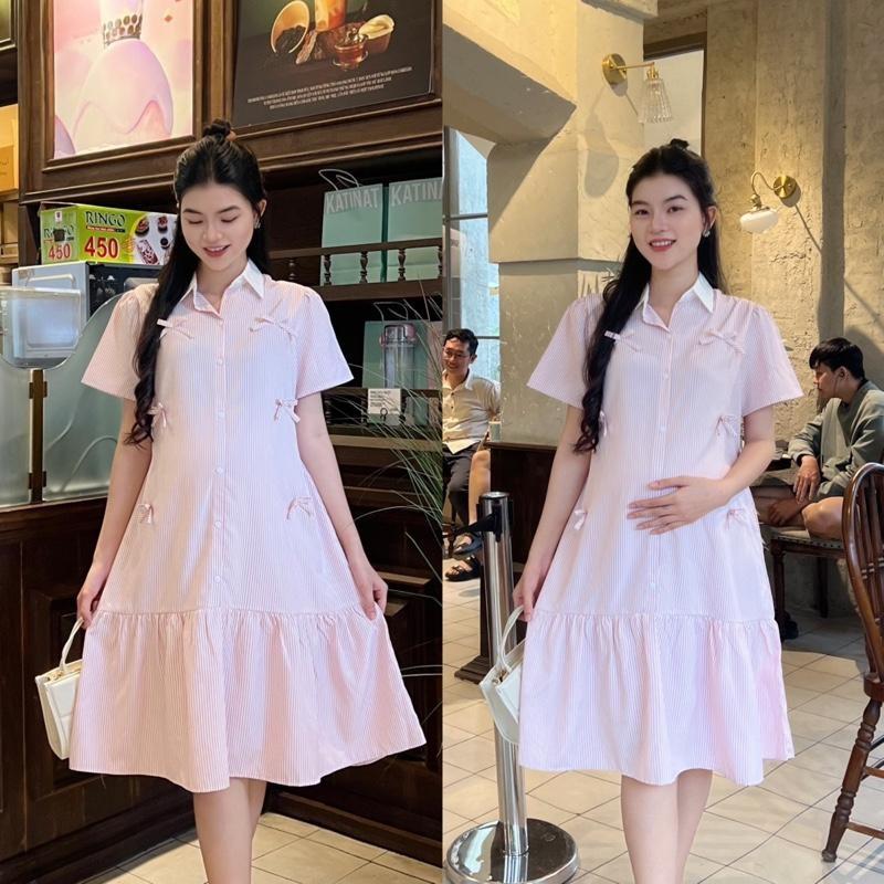 Đầm bầu công sở vải sọc cotton hàn cổ sơ mi đính nhiều nơ xinh Váy Bầu Dễ Thương - Xanh nhạt
