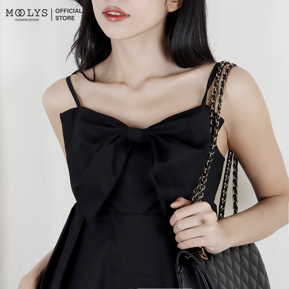 Đầm hai dây đính nơ dễ thương Moolys MD007